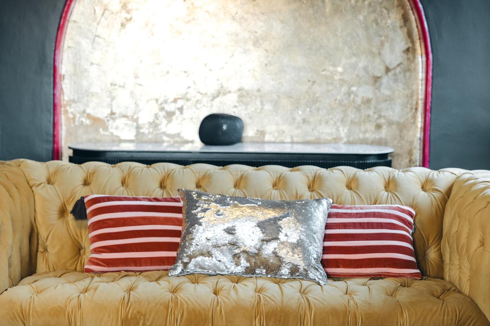 House With A Cinema And Games Room, Sleeps 17 什鲁斯伯里 外观 照片
